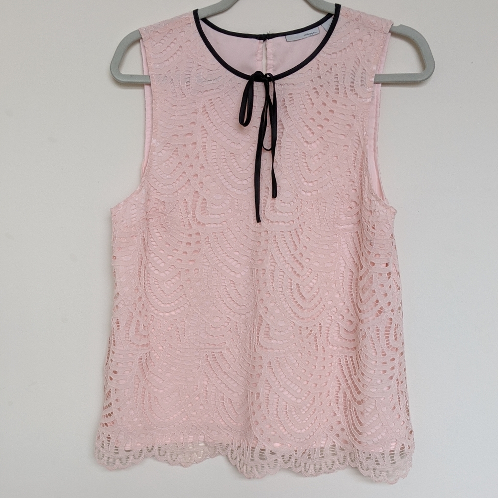 Halogen Pink lace sleeveless top